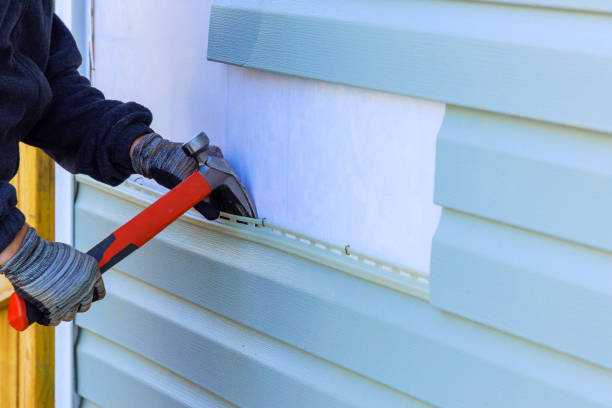 Reliable Emergency Siding Repair contractor in Peachtree City, GA by Creative Siding